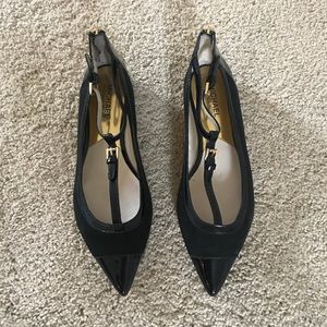 Michael Kors Black Flats sz 7